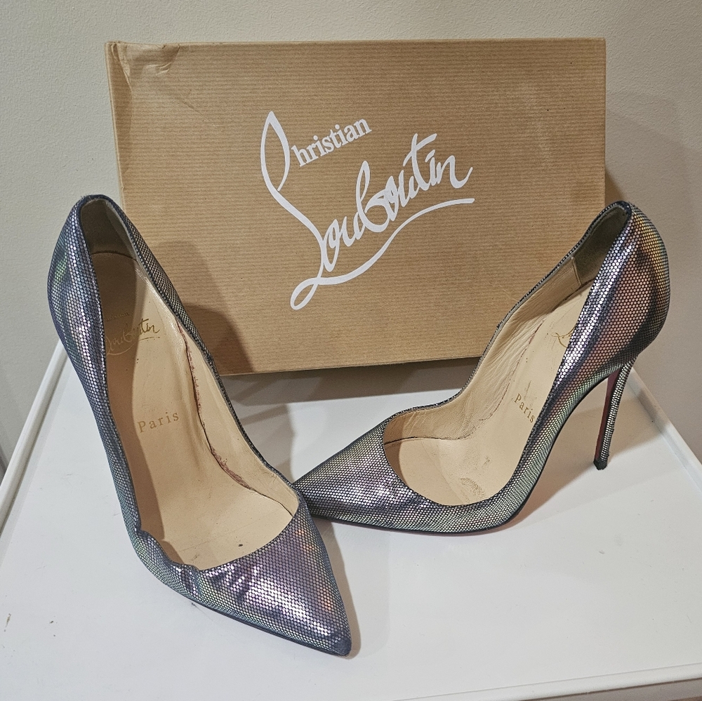 Christian Louboutin So Kate Disco Pumps – Iridescent Green/Purple – Size 36